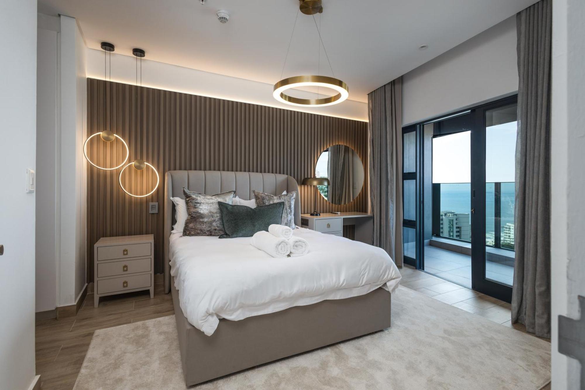 1910 Oceans - By In Umhlanga Apartment *